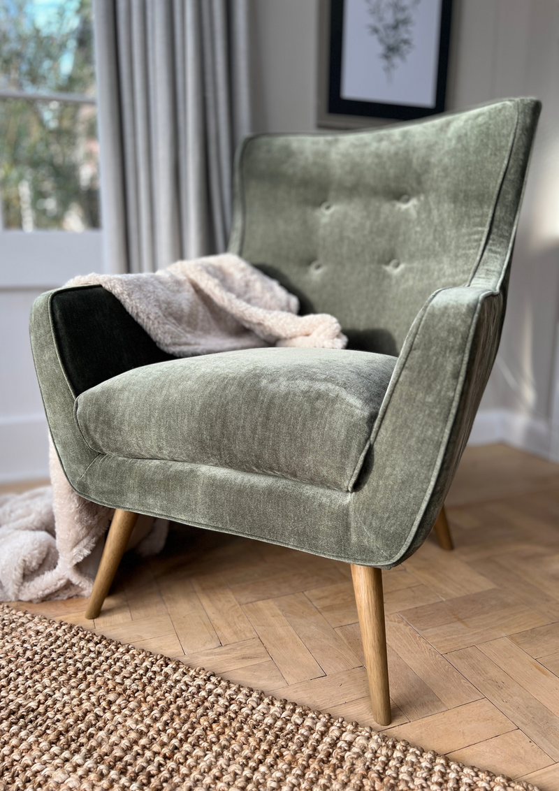 Button Back Bobby Armchair - Forest Green