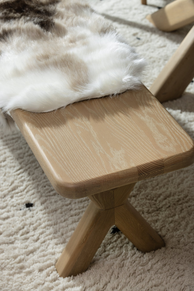 Flynne Oak Bench (180cm)
