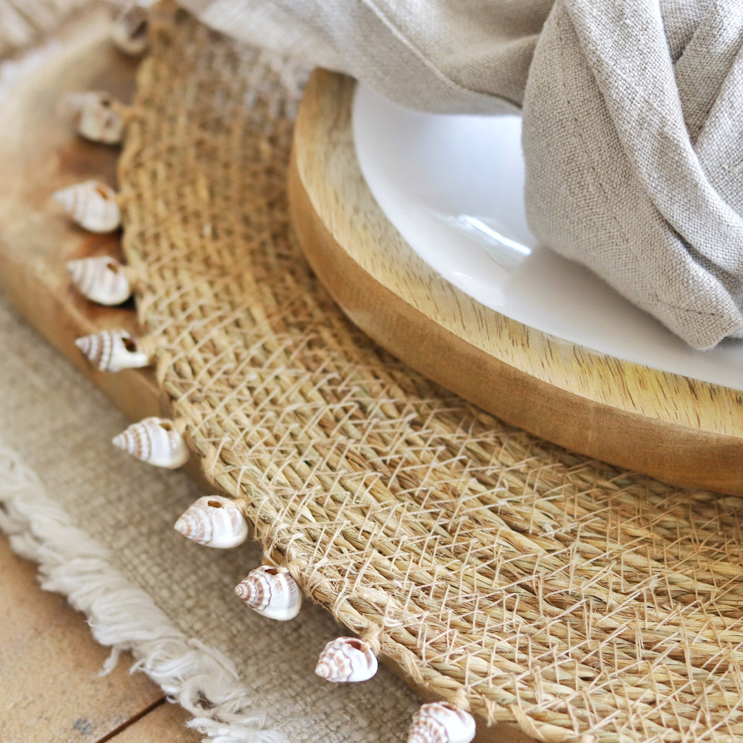 Seagrass Placemat with Shell Edge - Set of Four