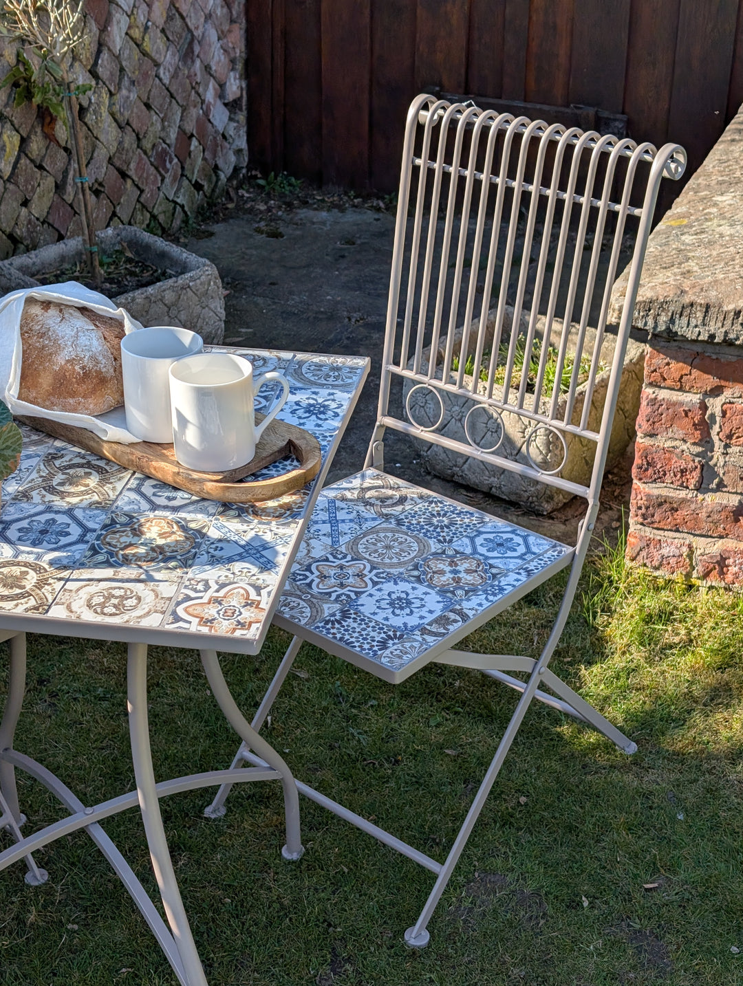 Provence Tile Top Folding Chair