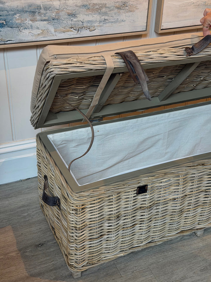 Maine Storage Bench with Cushion