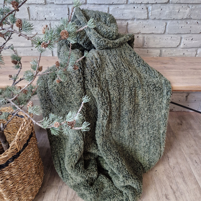 Cosy Cloud Throw - Forest Green